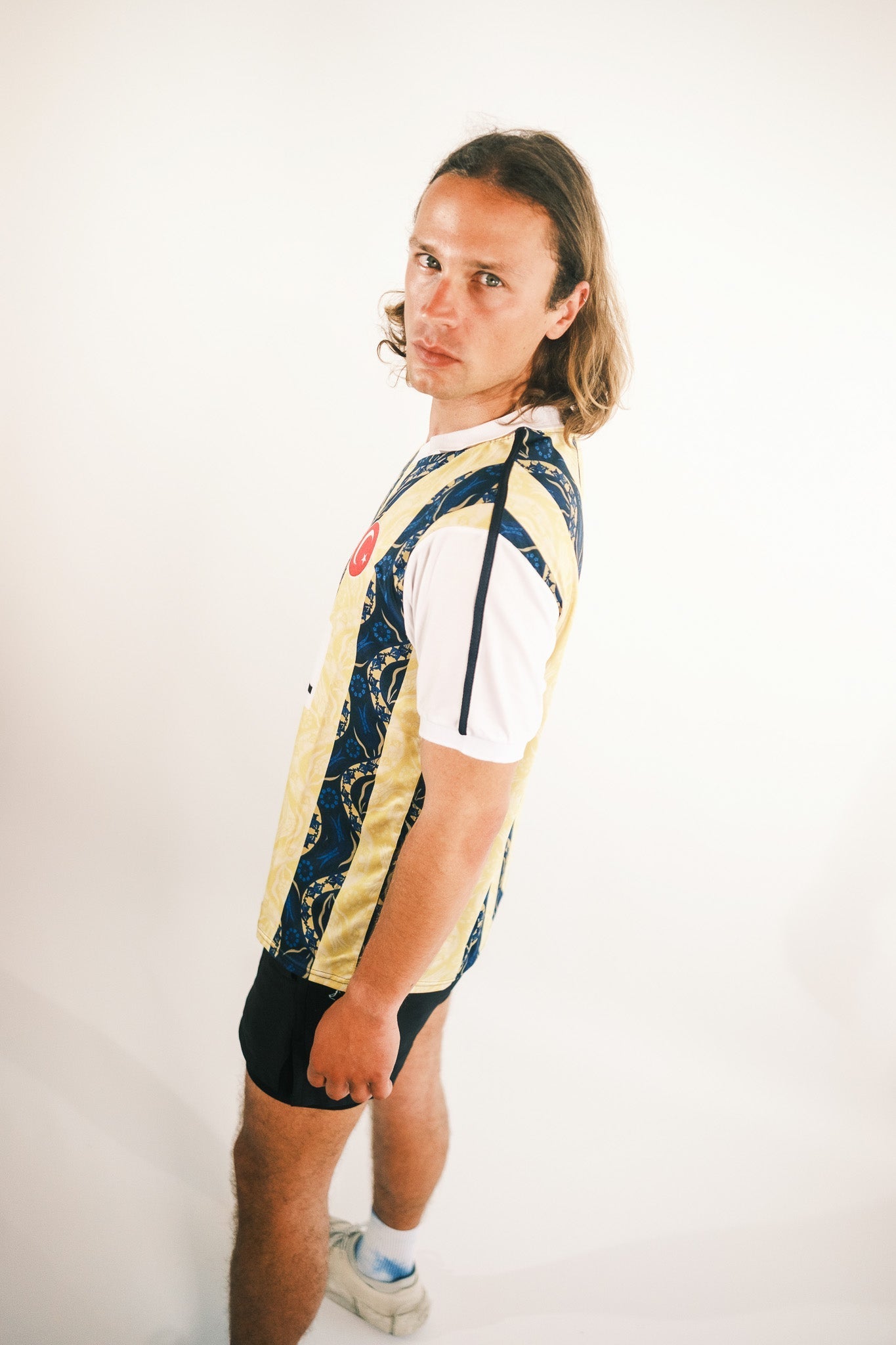 Anadolu Kanaryası Retro Forma - CachéIstanbul