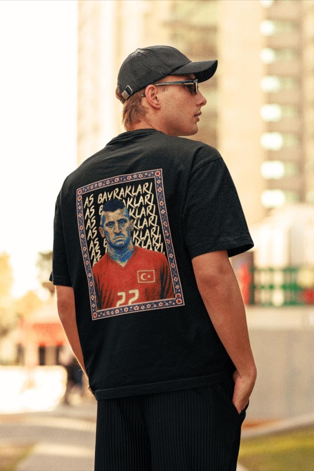 Turkish Icons: Mohikan 2002 Oversize Tshirt - CachéIstanbul